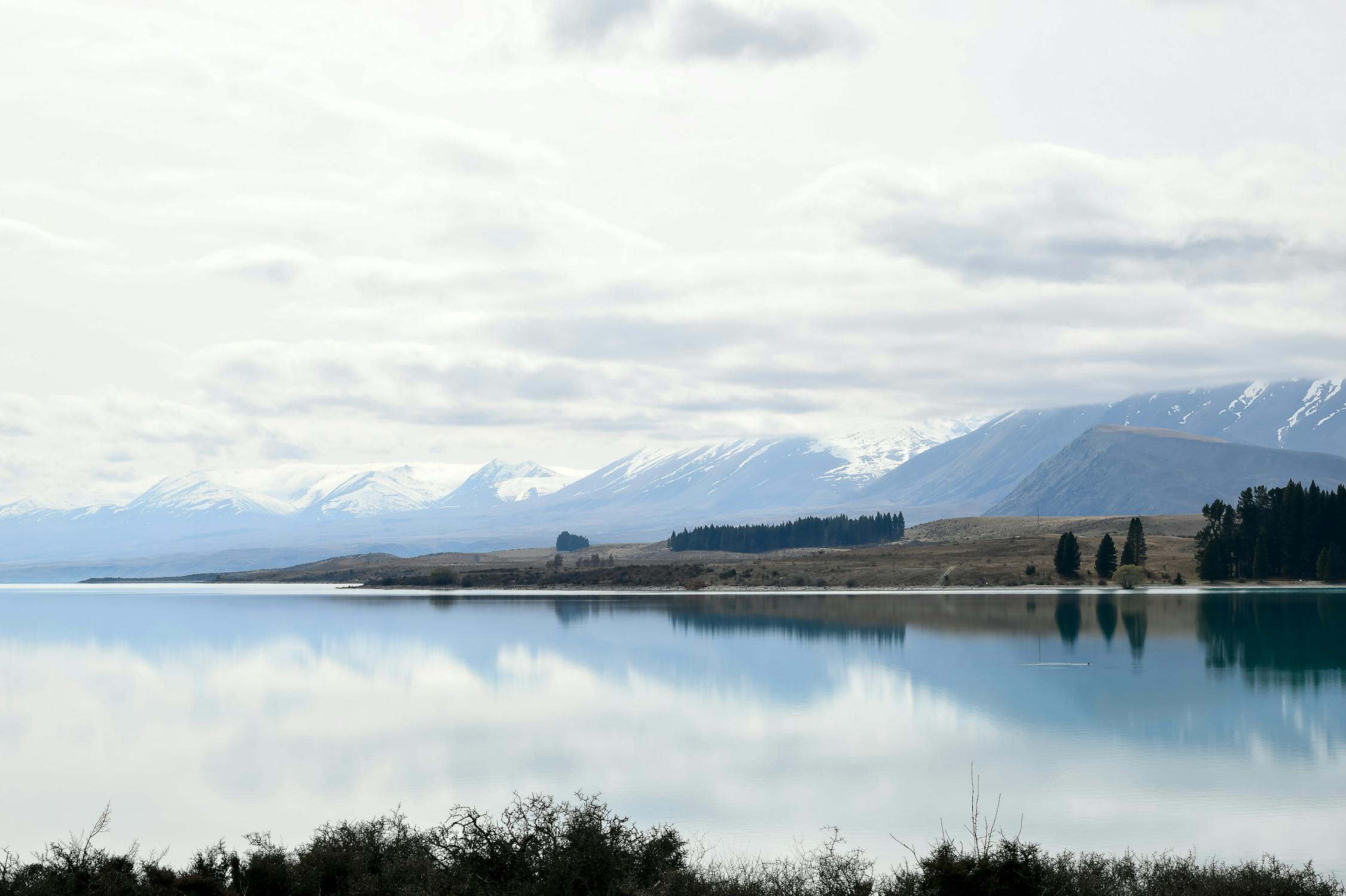 Discovering the Vibrant Blue of Lake Tekapo, New Zealand